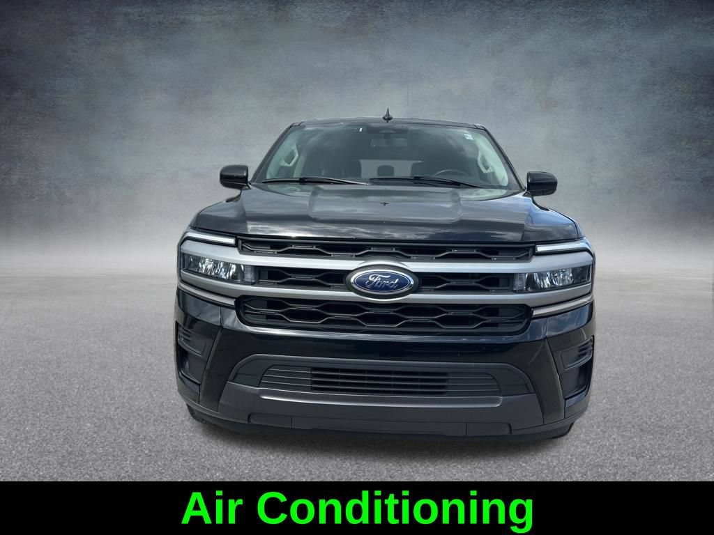 Used 2024 Ford Expedition XLT AWD/4WD image 9