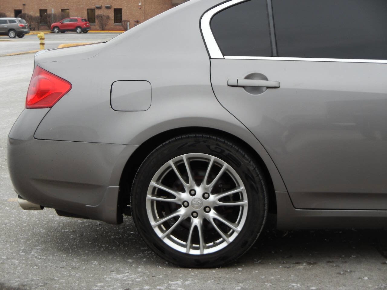 Used 2007 INFINITI G35 Journey w/ Performance Tire & Wheel Pkg image 21