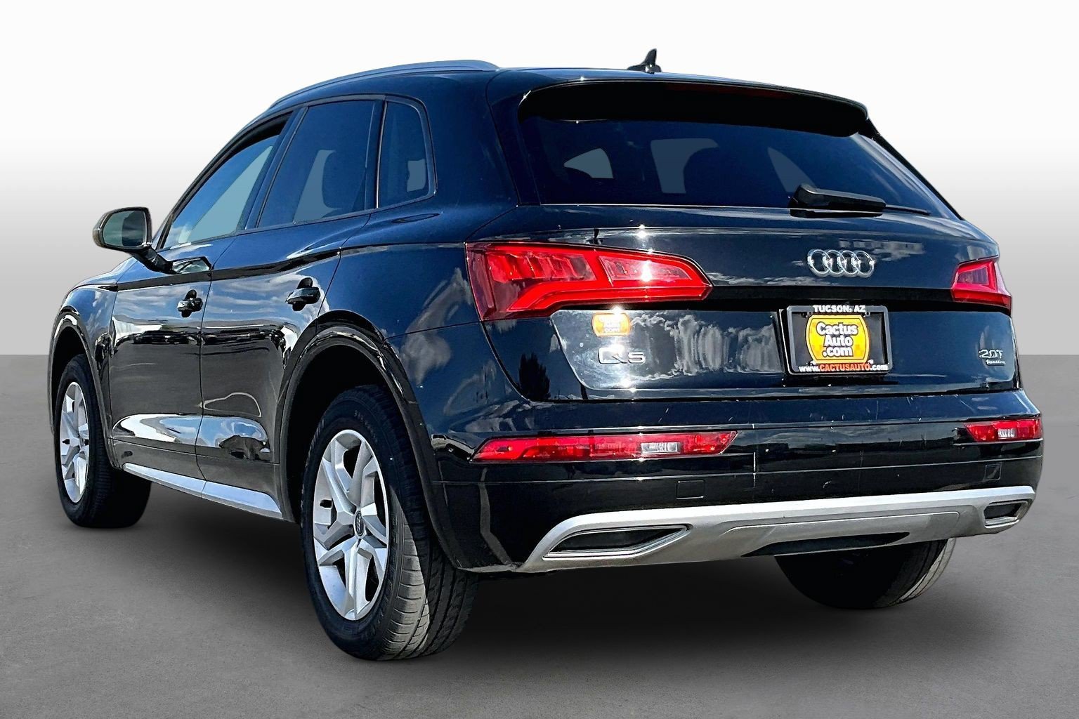 Used 2018 Audi Q5 2.0T Premium AWD/4WD image 11