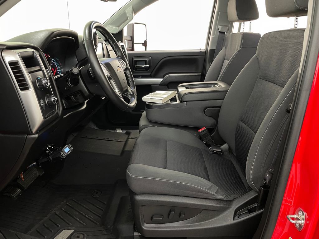Certified 2017 Chevrolet Silverado 1500 LT w/ All Star Edition AWD/4WD image 6
