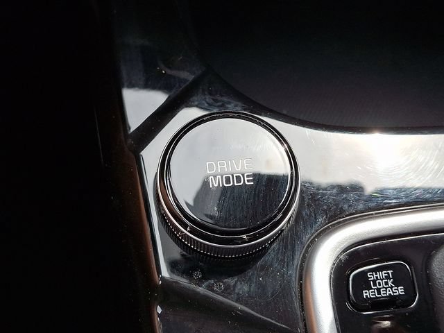Certified 2025 Kia Seltos EX AWD/4WD image 25