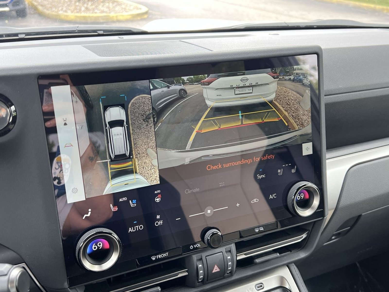 Used 2024 Lexus GX 550 AWD/4WD image 16