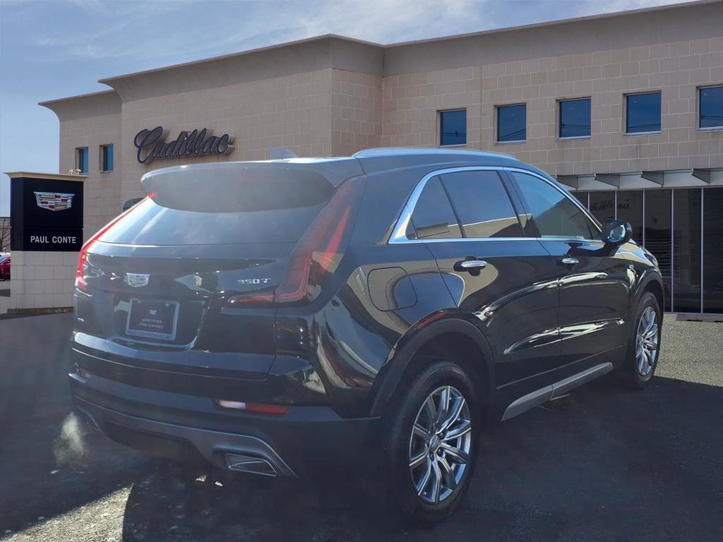 Certified 2023 Cadillac XT4 Premium Luxury w/ Cold Weather Package image 5