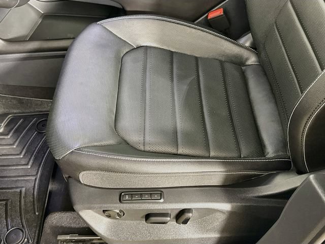 Used 2025 Volkswagen Atlas Cross Sport SEL AWD/4WD image 20