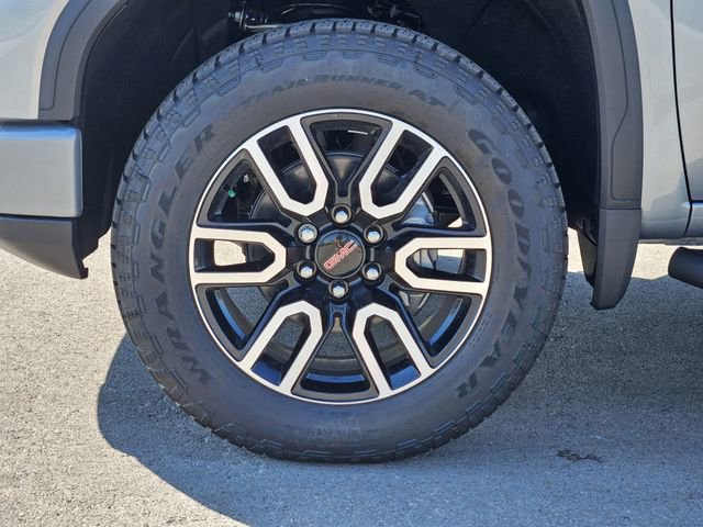 New 2026 GMC Sierra 1500 AT4 w/ AT4 Premium Package image 9