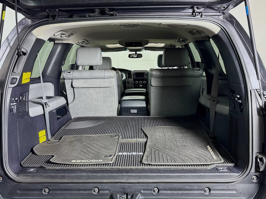 Used 2013 Toyota Sequoia Platinum AWD/4WD image 29