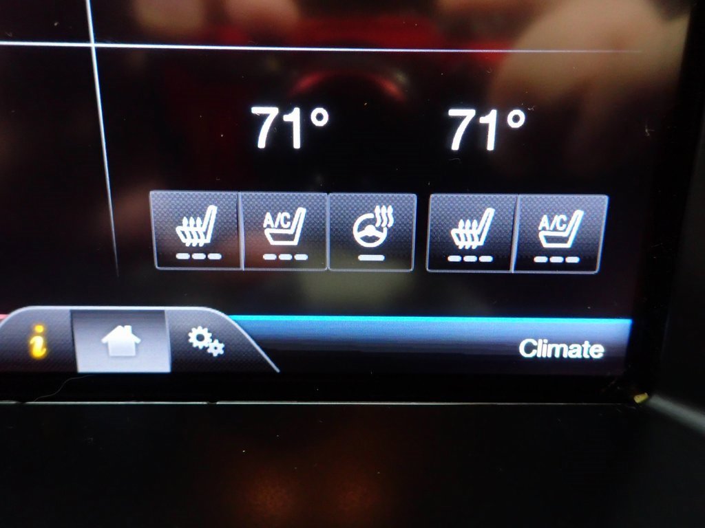 Used 2015 Ford Explorer Limited w/ Equipment Group 302A image 3