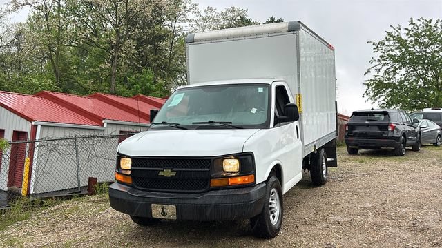 Used 2017 Chevrolet Express 3500 RWD image 7