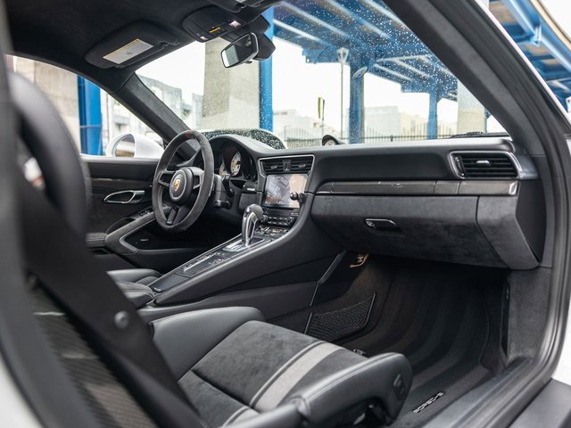 Certified 2018 Porsche 911 GT3 image 45