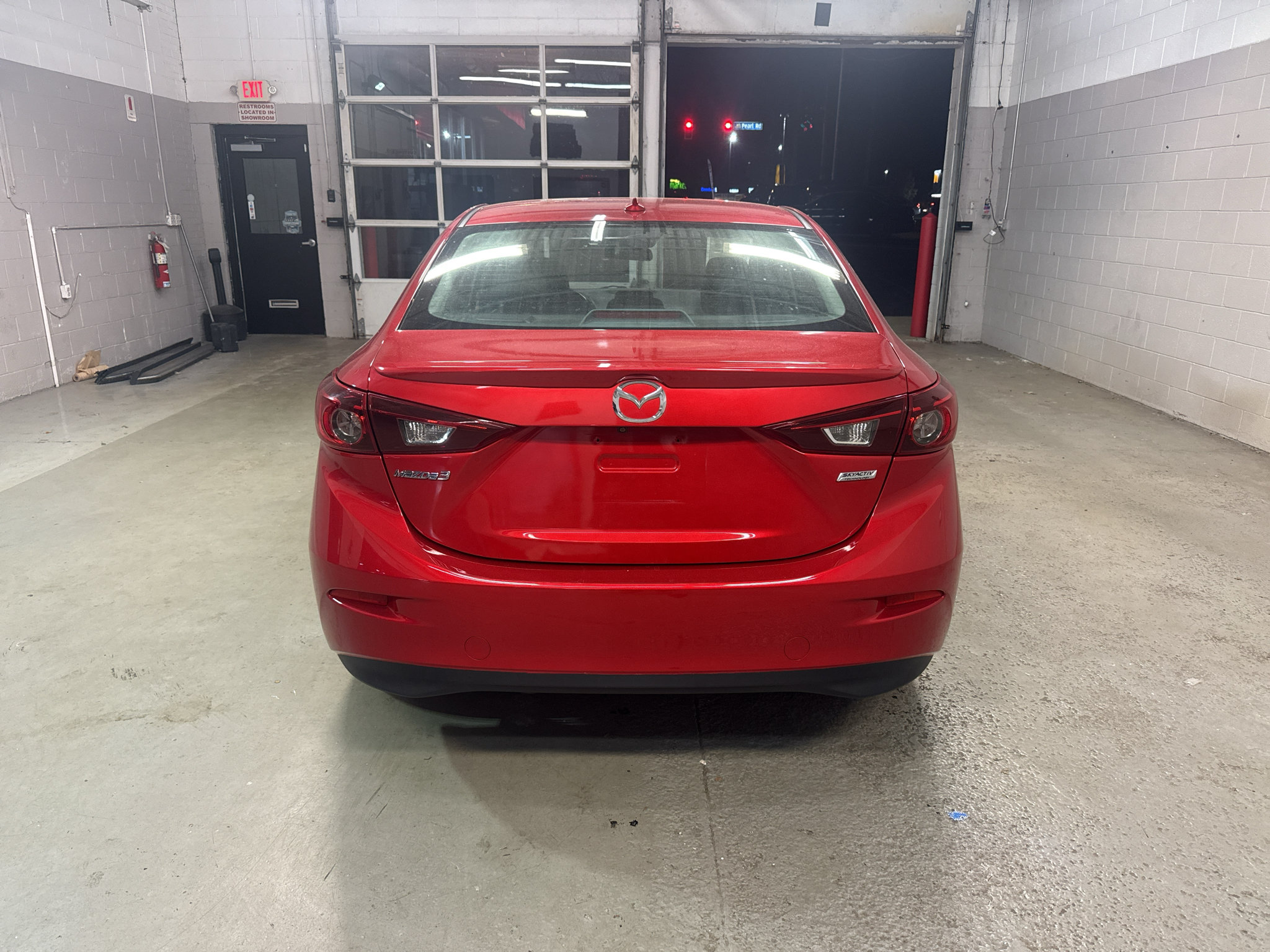 Used 2018 MAZDA MAZDA3 Touring FWD image 7
