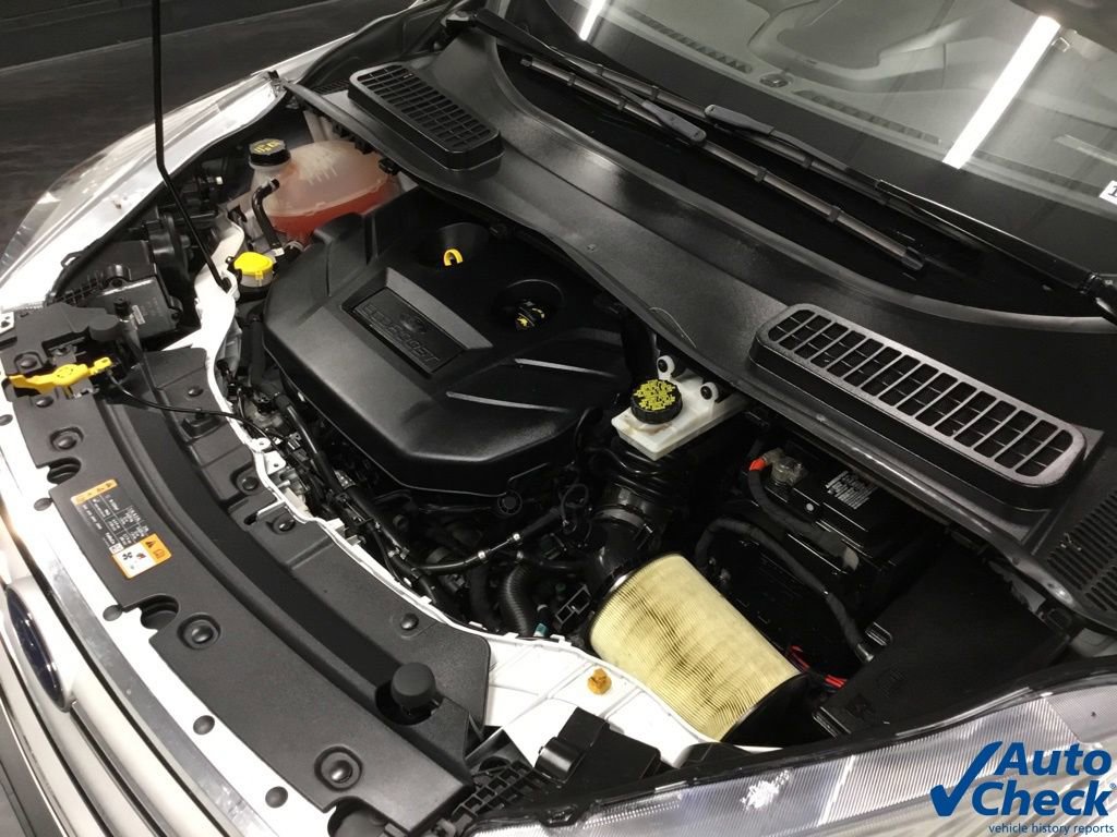 Used 2019 Ford Escape Titanium image 44