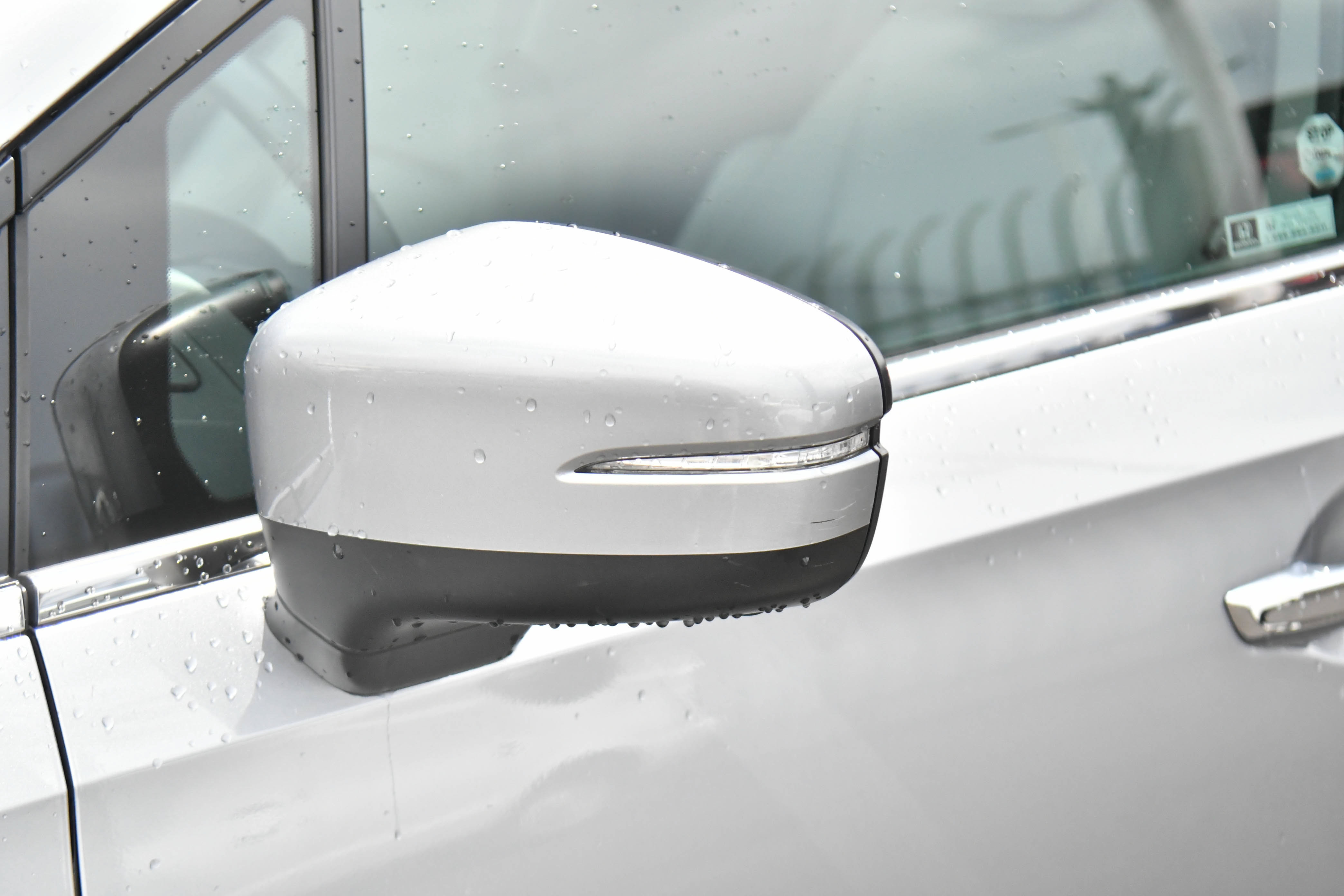 Used 2023 Honda Odyssey EX-L image 13