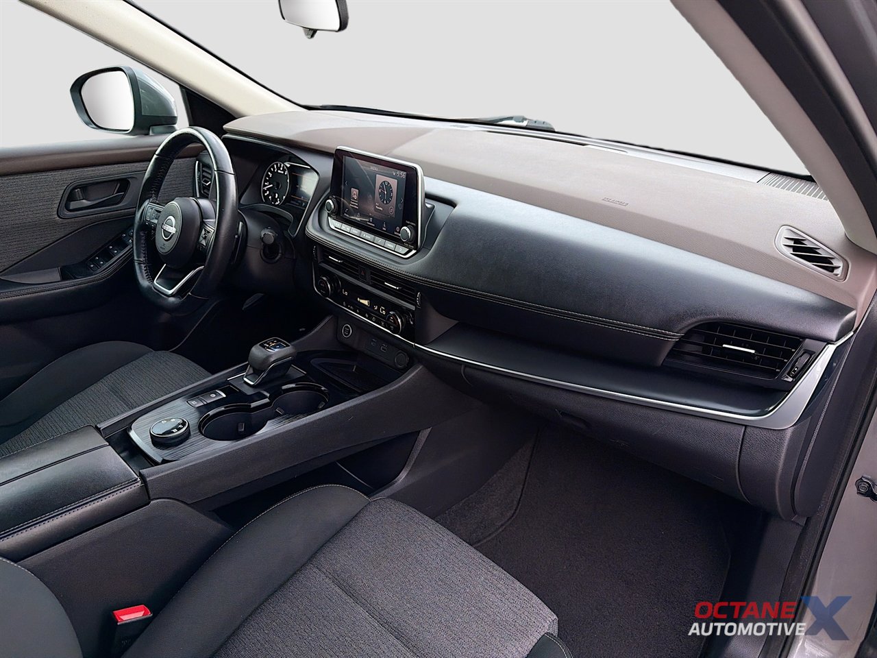 Used 2022 Nissan Rogue S AWD/4WD image 28