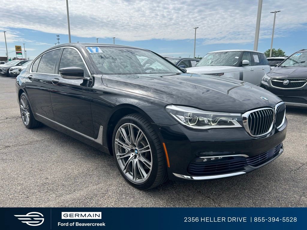 Used 2017 BMW 750i xDrive AWD/4WD image 2