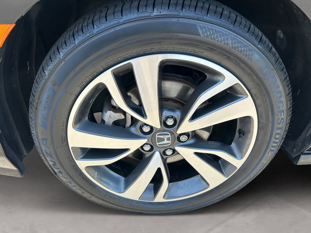 Used 2023 Honda Odyssey Touring image 14