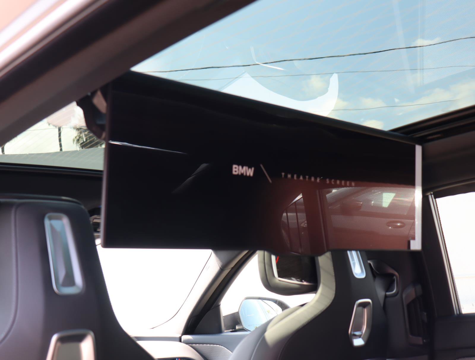 New 2026 BMW 740i w/ Premium Package image 18