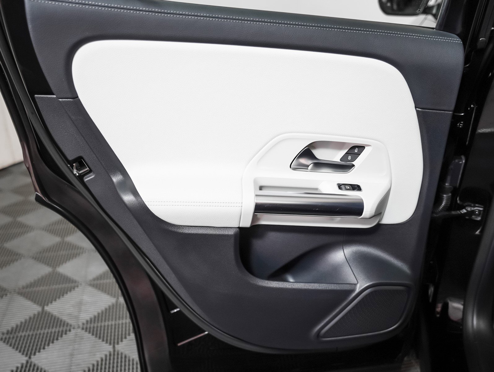 Certified 2021 Mercedes-Benz GLA 35 AMG 4MATIC image 25