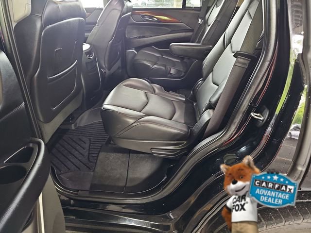 Used 2019 Cadillac Escalade Luxury image 9