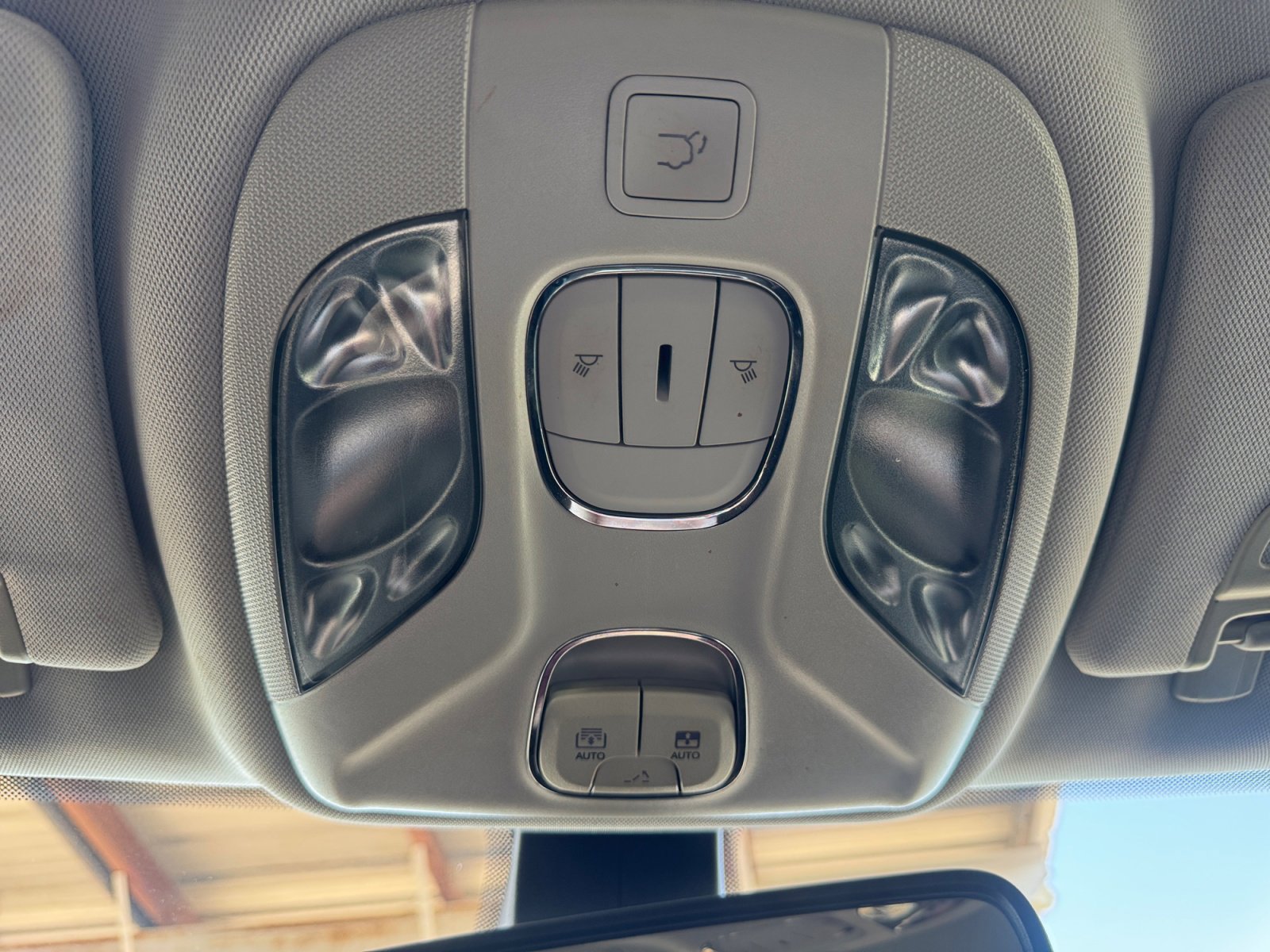 Used 2019 Jeep Compass Limited w/ Safety & Security Group AWD/4WD image 24