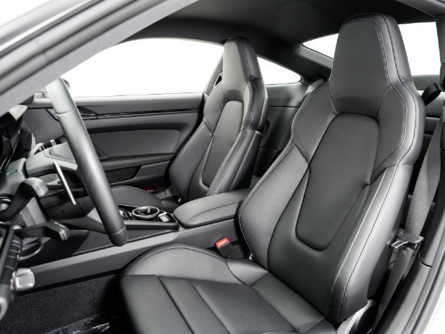 Certified 2024 Porsche 911 Carrera T RWD image 5