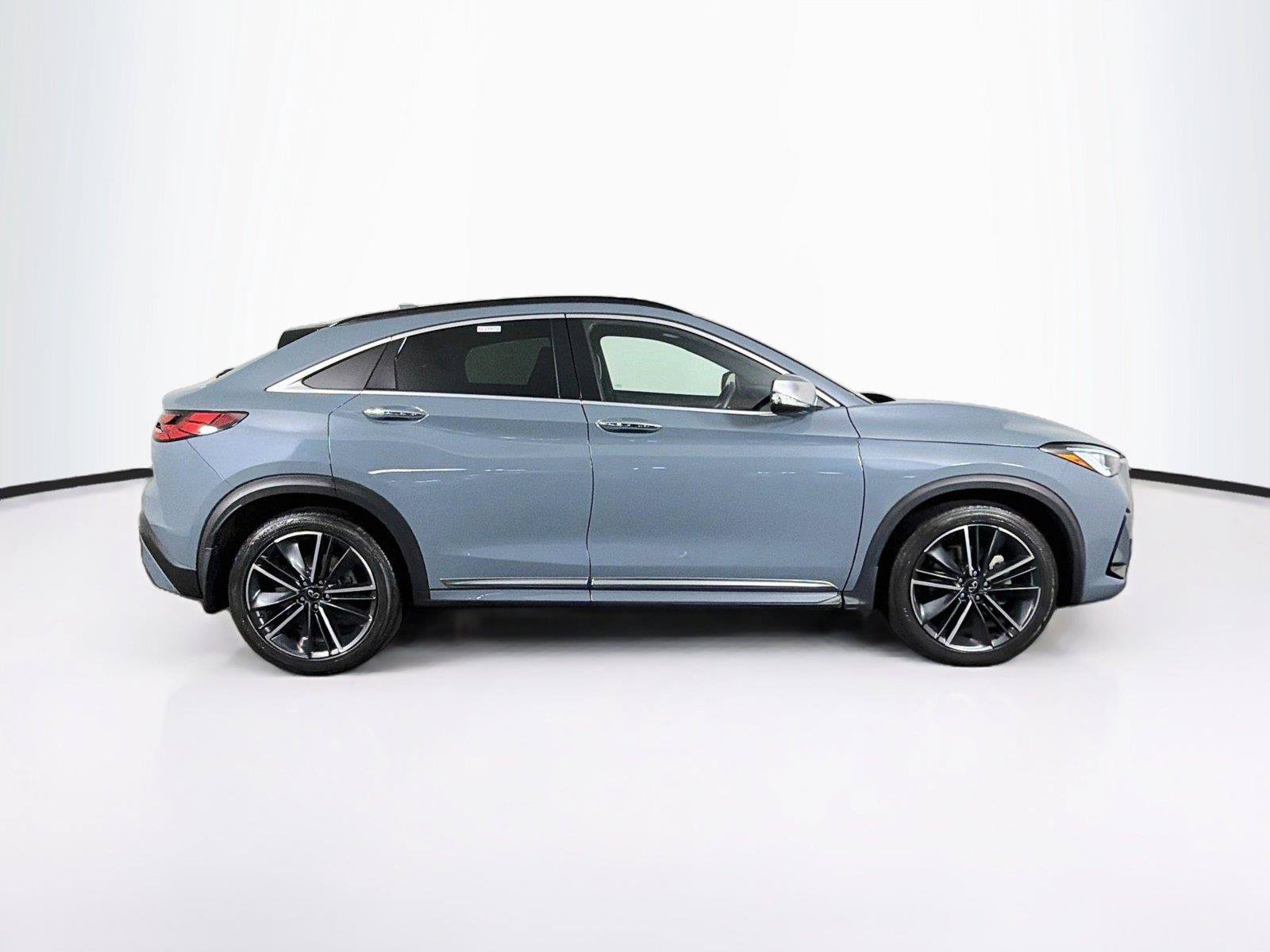 Used 2023 INFINITI QX55 Luxe w/ Accent Package AWD/4WD image 12