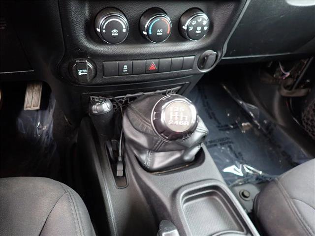 Used 2013 Jeep Wrangler Unlimited Sport w/ Max Tow Pkg image 18