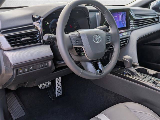 New 2026 Toyota Camry SE FWD image 3