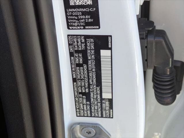 New 2025 Volvo EX30 Ultra w/ Protection Package Premier image 15