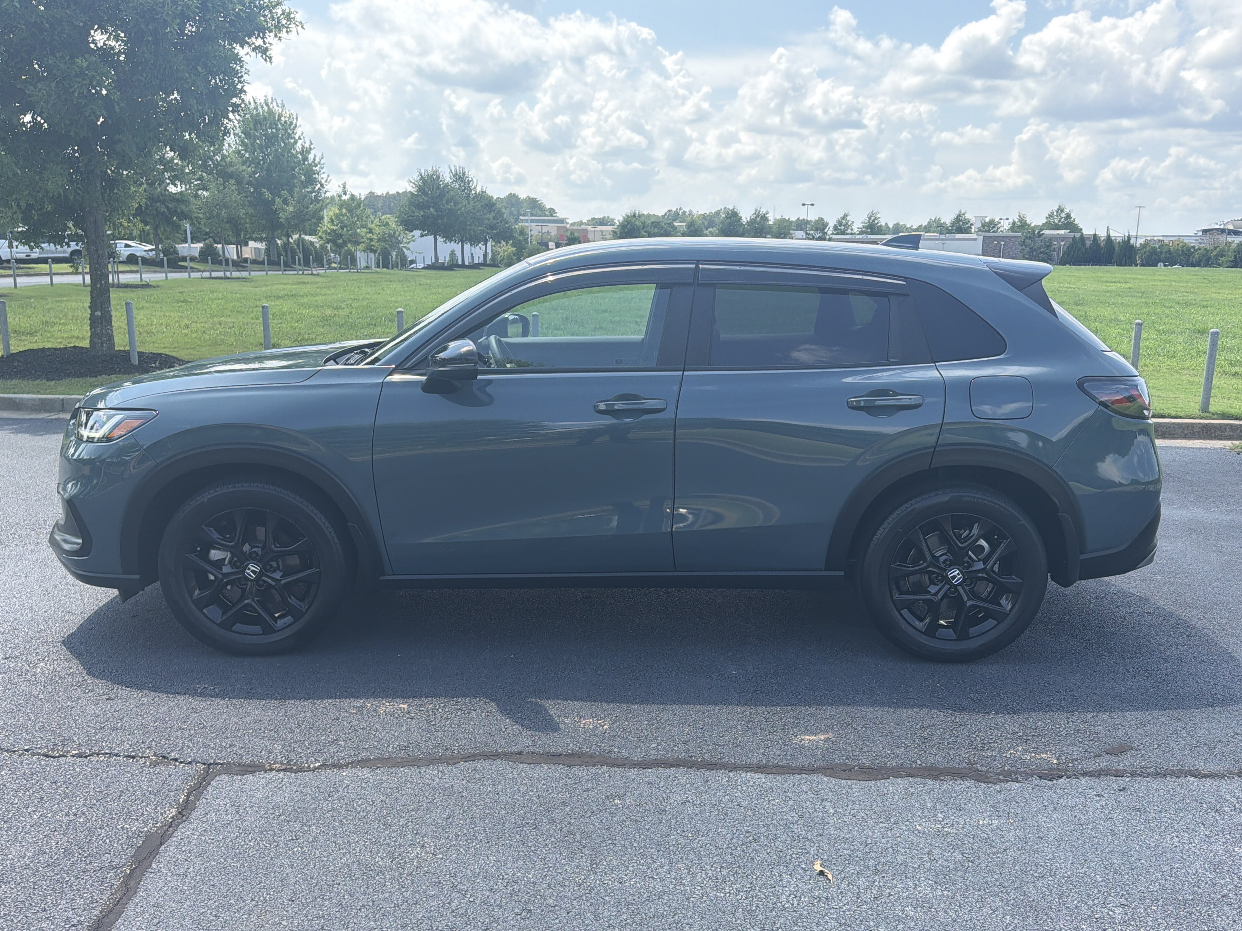 Certified 2024 Honda HR-V Sport image 6