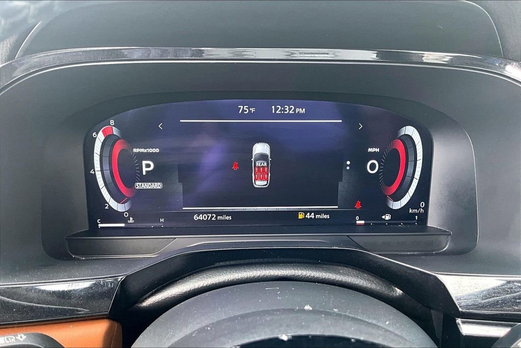 Used 2024 Nissan Pathfinder Platinum w/ Cargo Package image 13