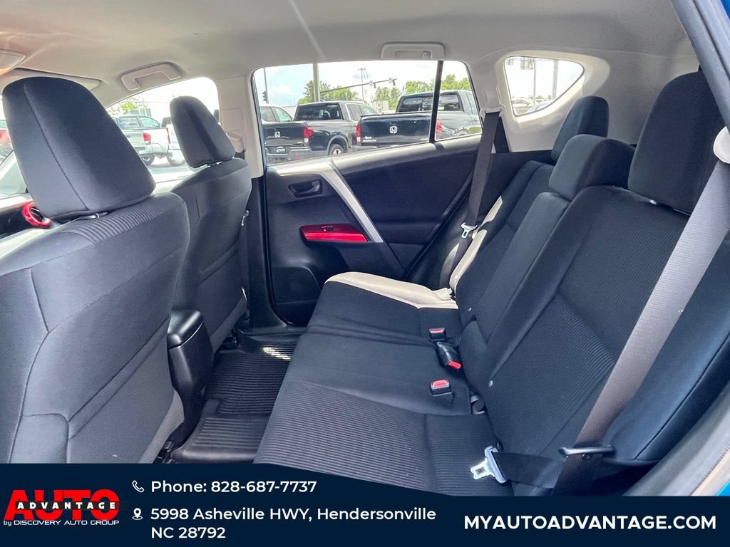 Used 2017 Toyota RAV4 LE w/ All Weather Liner Package AWD/4WD image 23