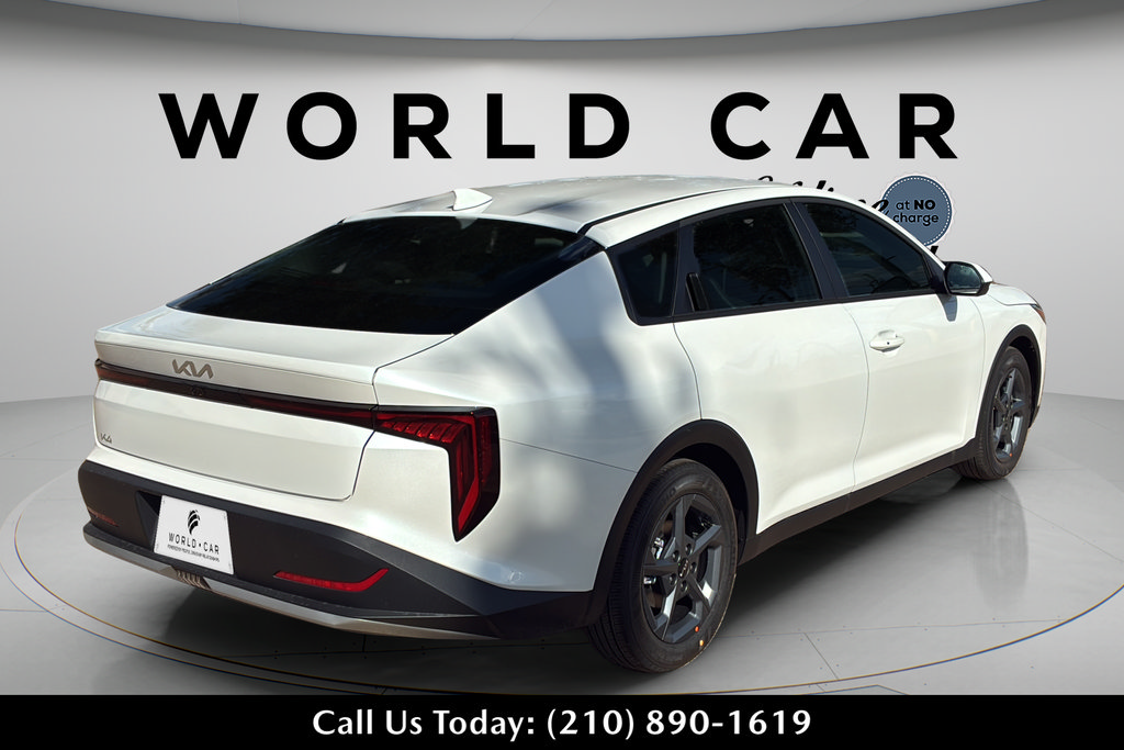 New 2026 Kia K4 FWD image 6