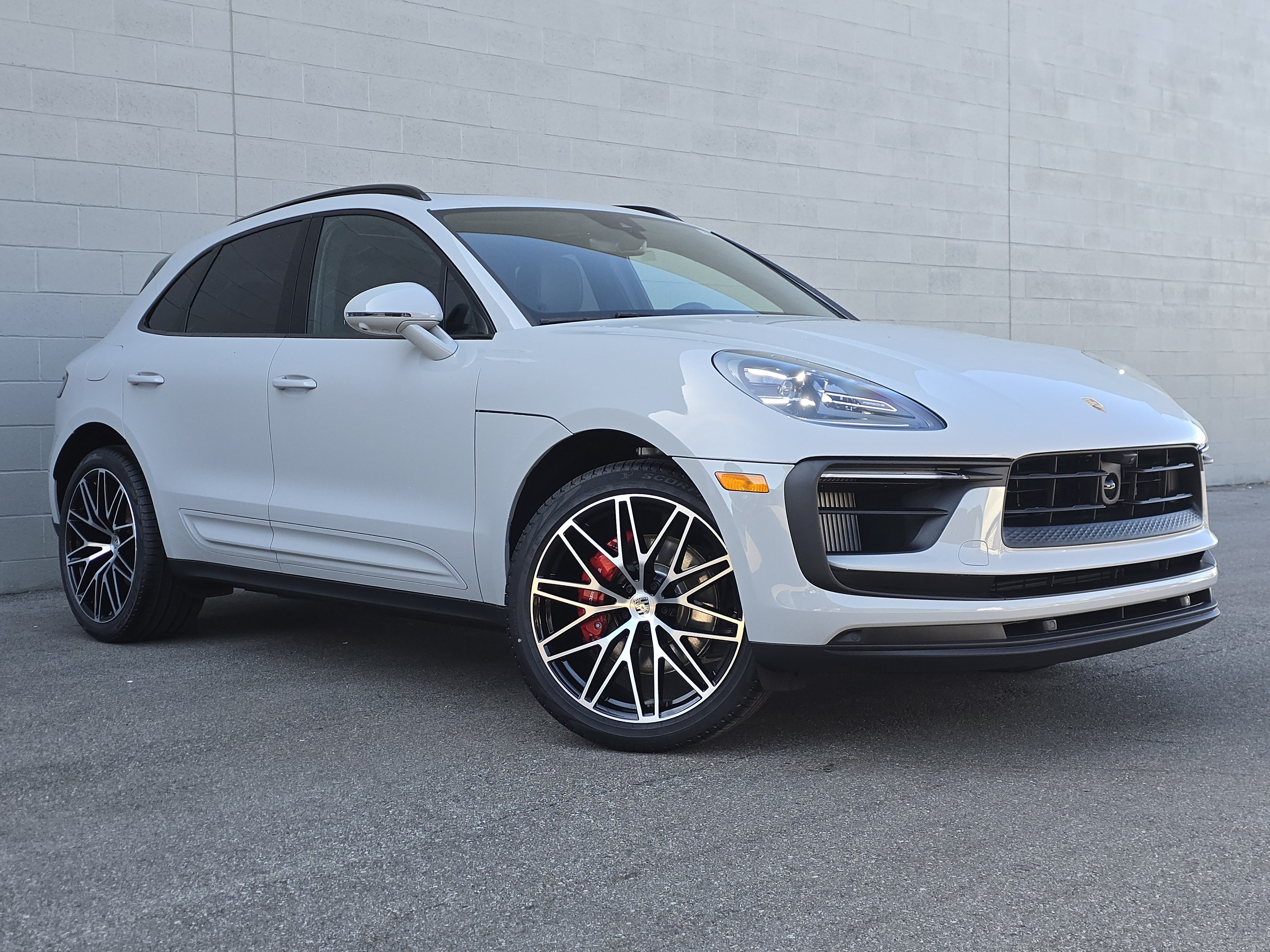New 2026 Porsche Macan S AWD/4WD image 7