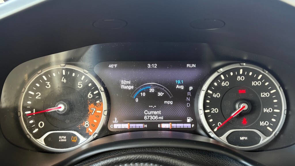 Used 2015 Jeep Renegade Limited AWD/4WD image 13