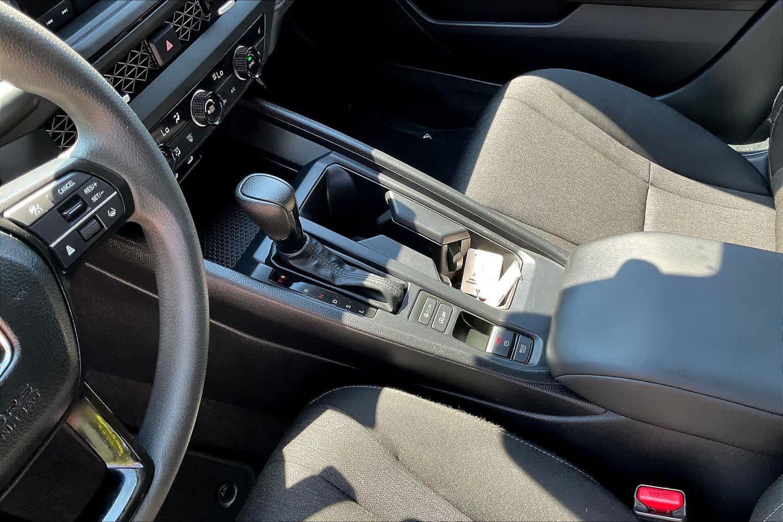 Used 2025 Honda Accord SE image 17
