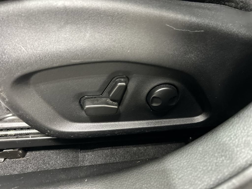 Used 2022 Jeep Compass Limited AWD/4WD image 10