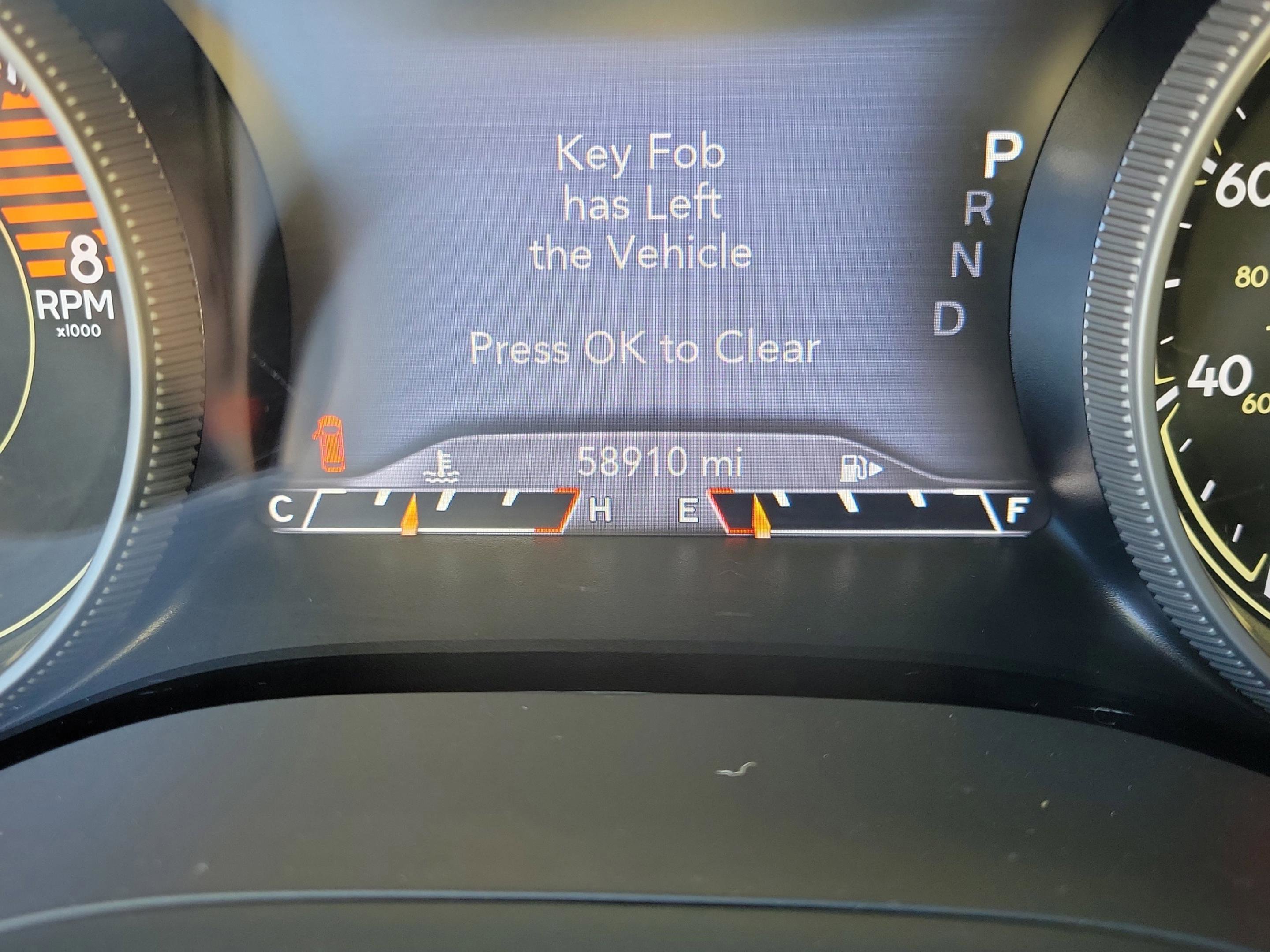 Used 2021 Jeep Cherokee Trailhawk w/ Comfort/Convenience Group image 18