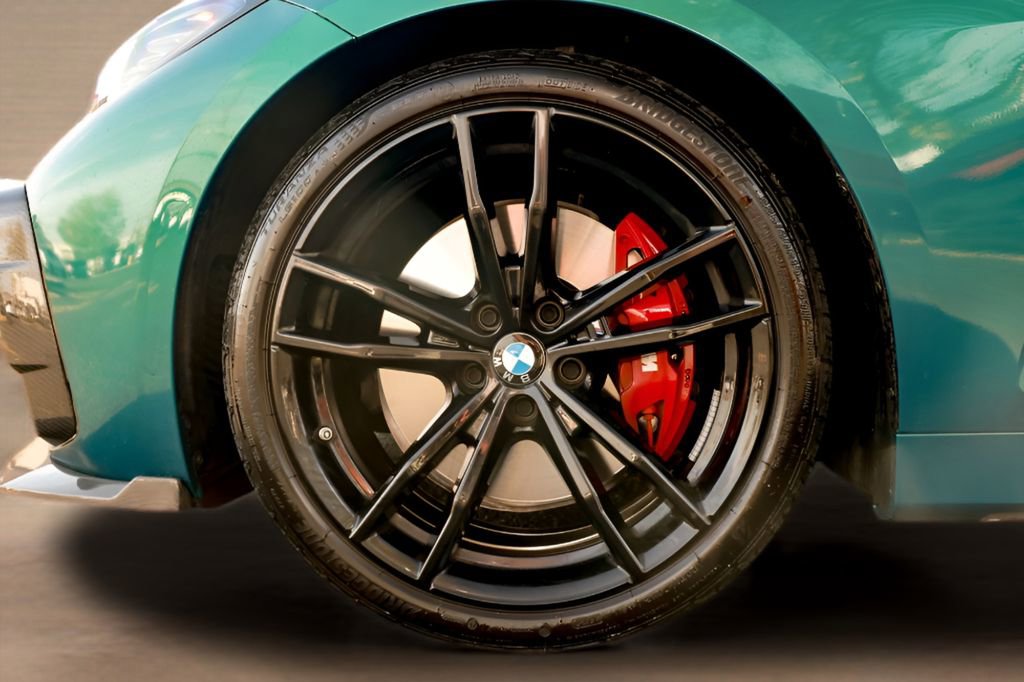 Used 2024 BMW M440i Coupe w/ Premium Package RWD image 25