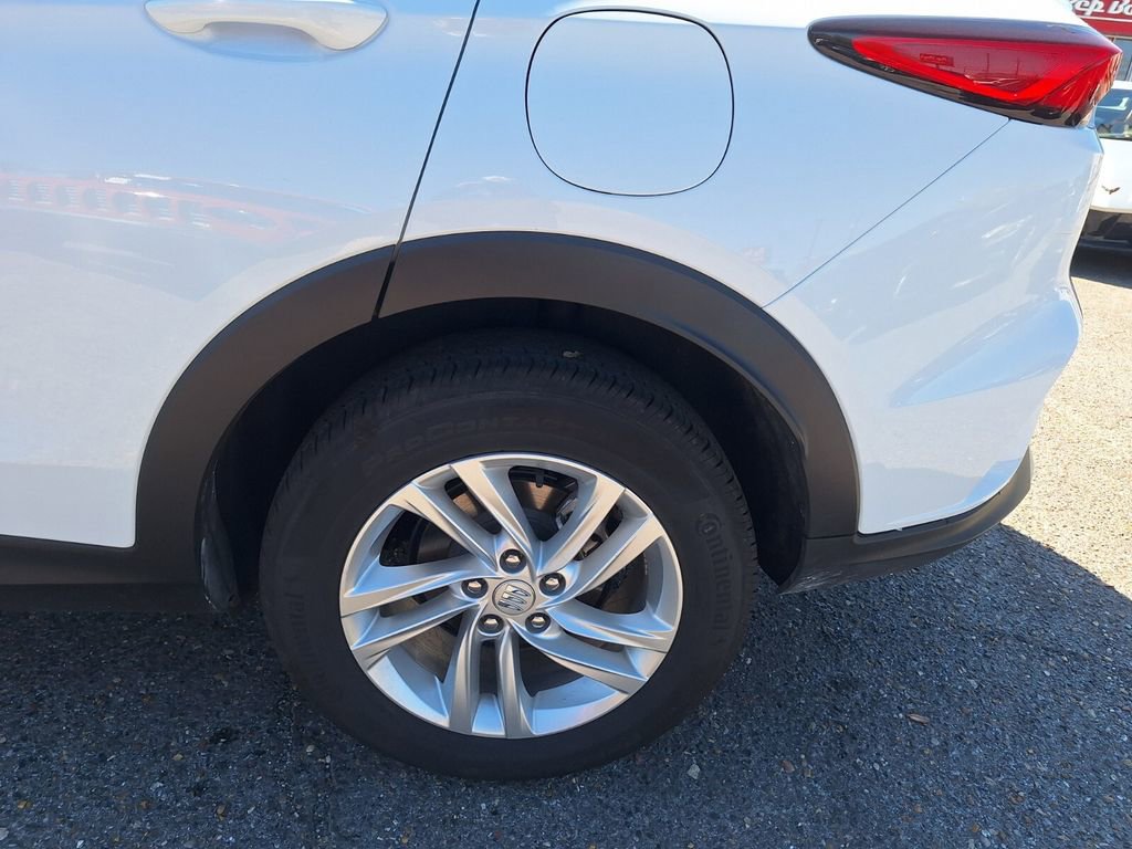 Used 2025 Buick Envista Preferred image 21