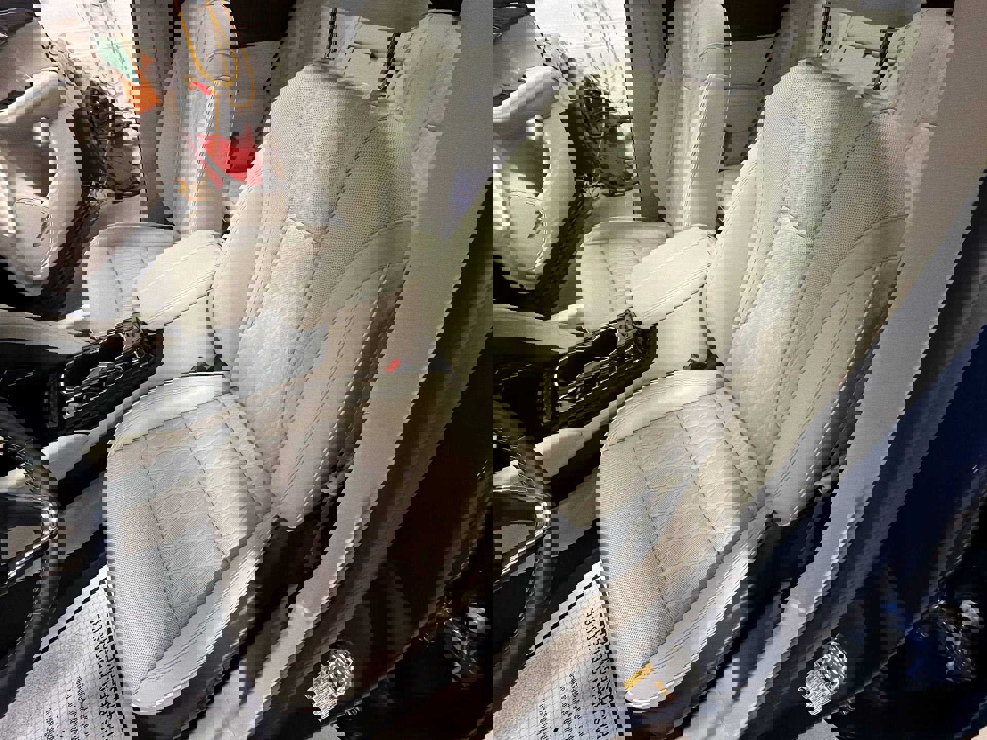 Used 2023 Buick Envision Avenir image 21