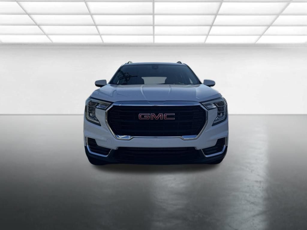 Used 2022 GMC Terrain SLE w/ Driver Convenience Package FWD image 10