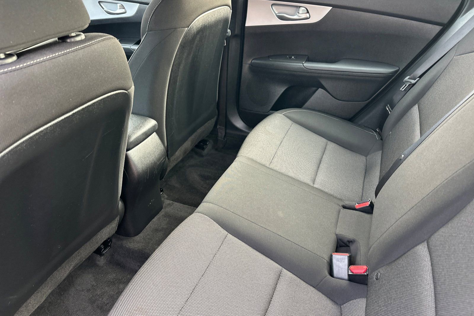 Used 2024 Kia Forte LX FWD image 9