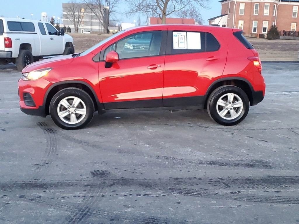 Used 2020 Chevrolet Trax LS w/ Tint and Cruise Package image 4