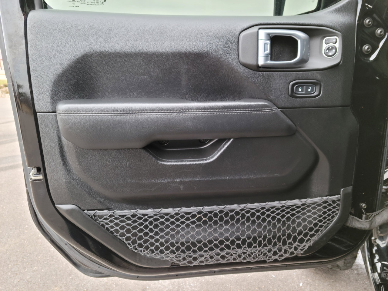 Used 2021 Jeep Wrangler Unlimited Sahara image 8