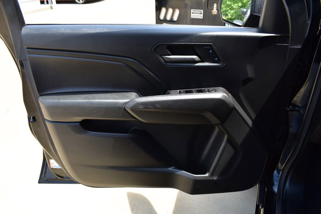Used 2023 Chevrolet Colorado W/T RWD image 14