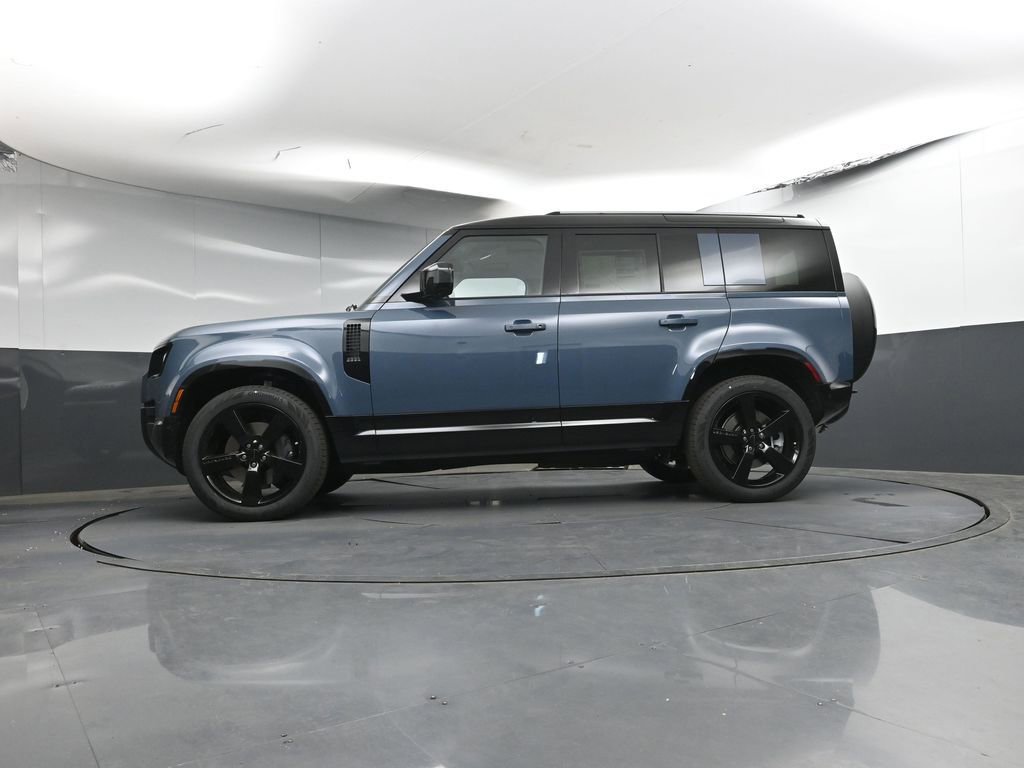 New 2026 Land Rover Defender 110 X-Dynamic SE AWD/4WD image 29