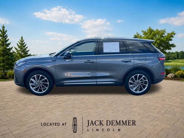 Certified 2023 Lincoln Corsair AWD w/ Equipment Group 101A image 3