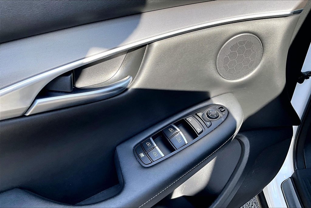 Certified 2022 INFINITI QX50 Luxe FWD image 48