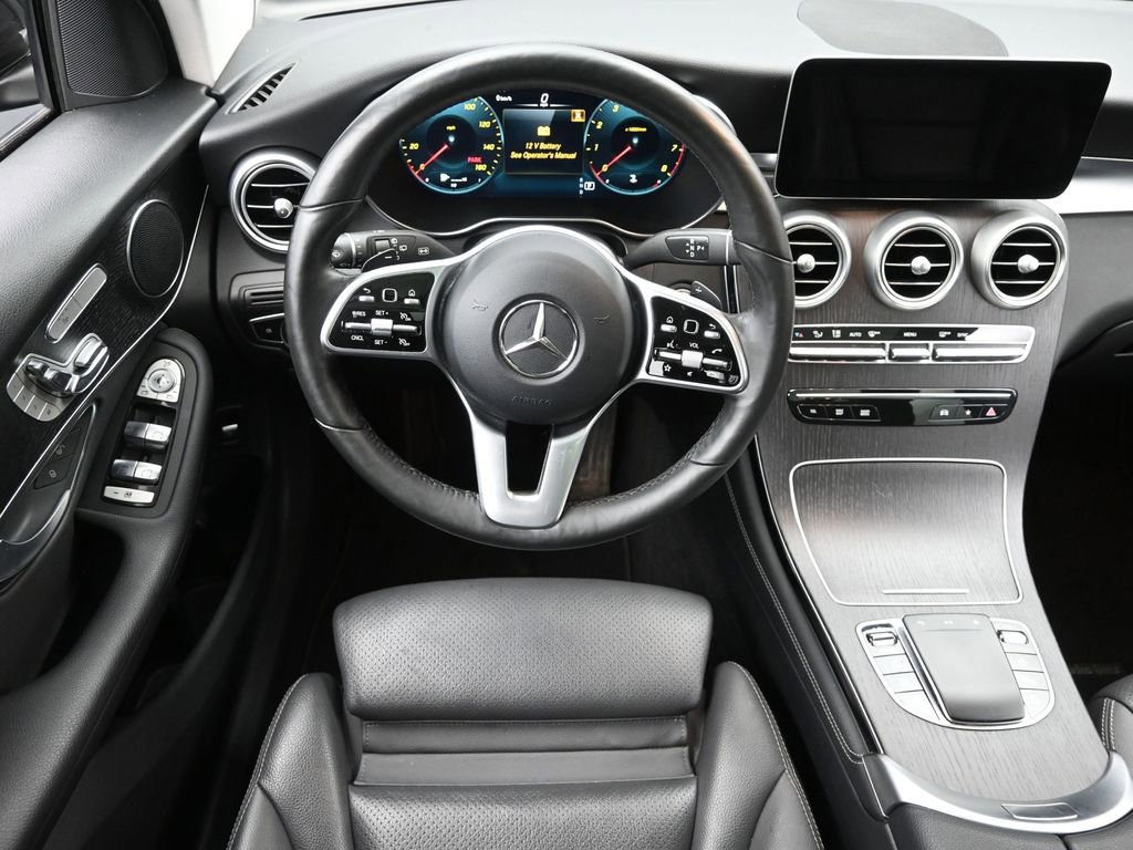 Used 2021 Mercedes-Benz GLC 300 4MATIC image 11