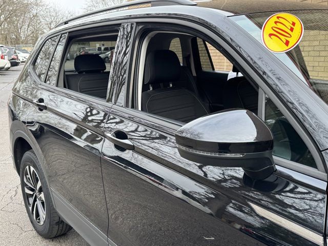 Used 2022 Volkswagen Tiguan S image 7